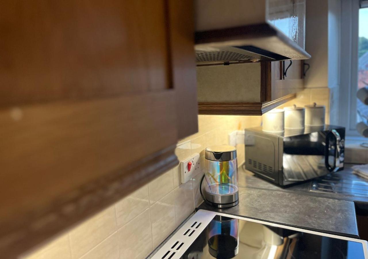 3 Bedroom Apartment, Ballymena, The Wee Stop Gap Ngoại thất bức ảnh